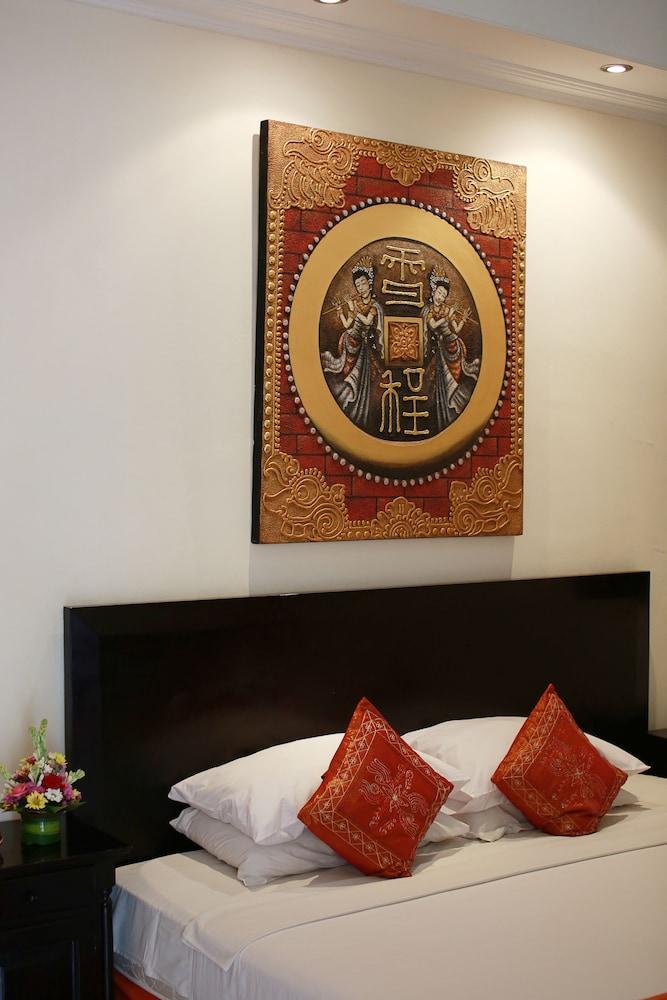 The Batu Belig Hotel & Spa Seminyak Exterior foto