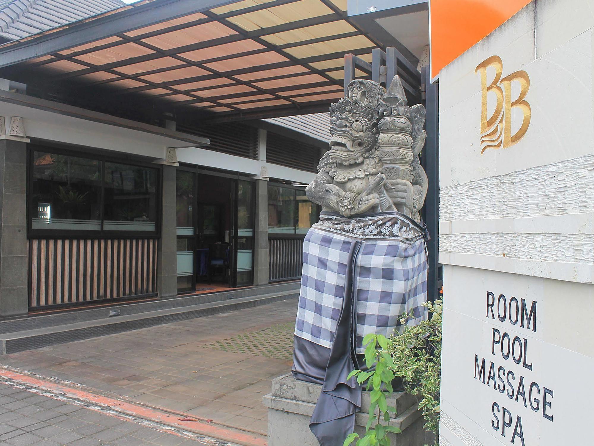 The Batu Belig Hotel & Spa Seminyak Exterior foto